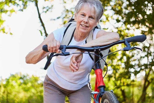 Bike Riding In Your 50s: 5 Health Benefits