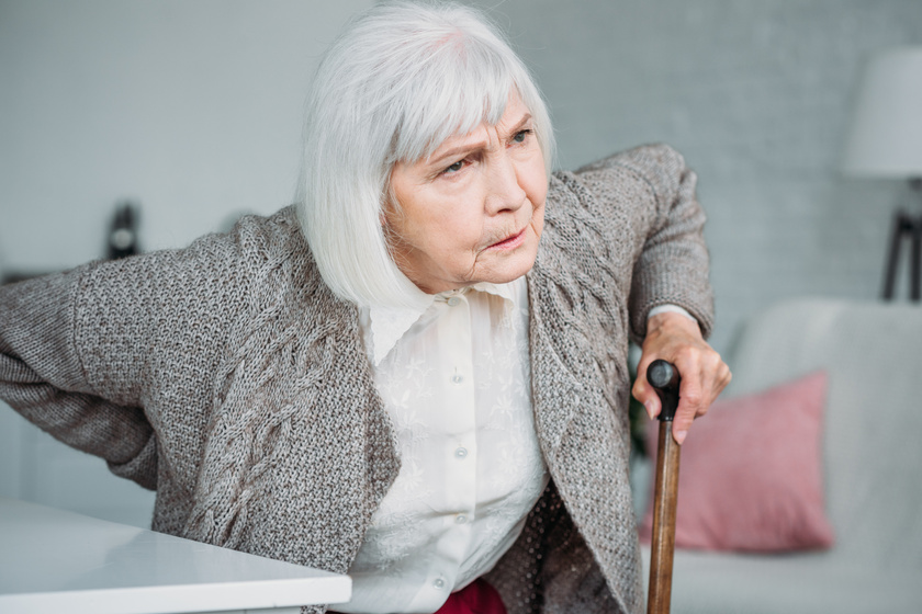 Aging Parent With Chronic Pain: Is It Safe Staying In Assisted Living Apartments?